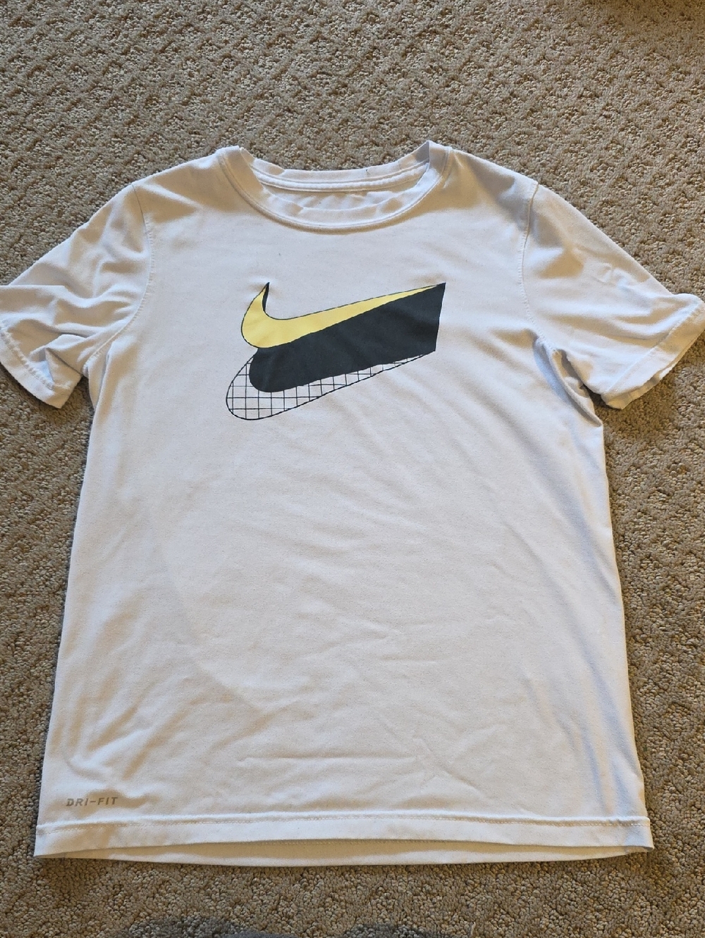 Nike Dri Fit White Tee Boys M